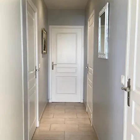 Le Grand Boucharel Apartment Frejus