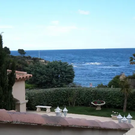 Le Grand Boucharel Apartment