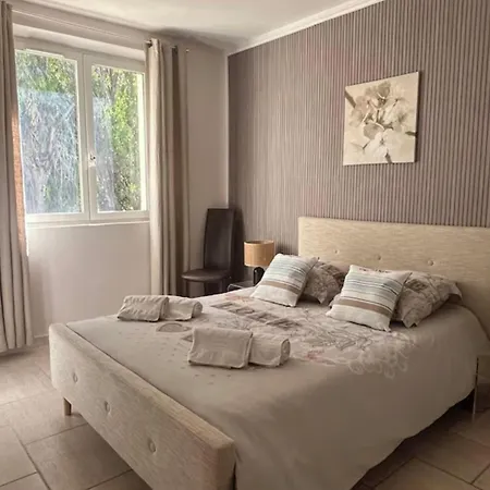 Le Grand Boucharel Apartment Frejus